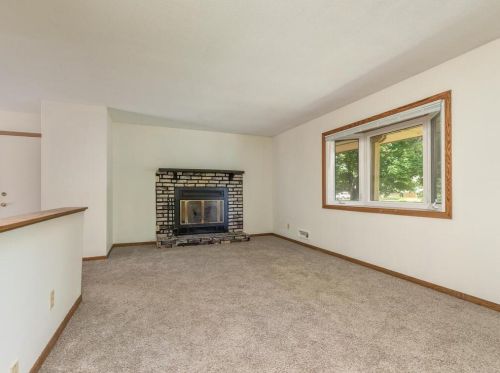 14011 Magnolia Ln, Otsego, MN 55327-9706