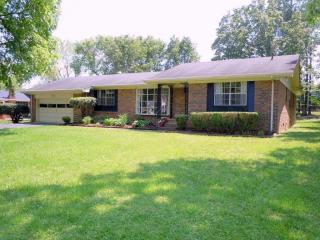 202 Westgate Rd, Hixson, TN 37343-3003