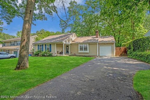 2448 Steiner Rd, Lakehurst, NJ 08759-6137