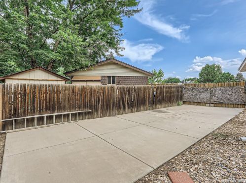 11727 65th Cir, Arvada CO  80004-2466 exterior