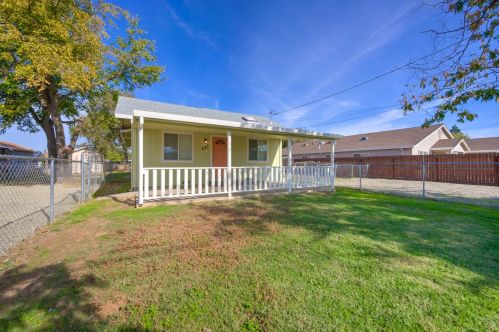 441 Lilac Ln, Rio Linda, CA 95673-3912