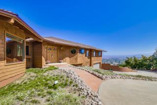 6535 Indian Trail Way, Fallbrook, CA 92028-9396