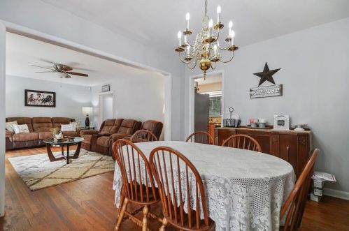 1381 Carolyn Dr, Atlanta GA  30329-3546 exterior