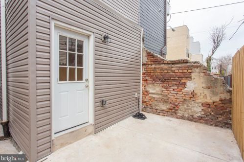 1243 24th St, Philadelphia PA  19121-4820 exterior