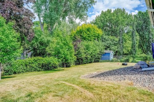 4240 Highland Dr, Saint Paul MN  55126-3122 exterior