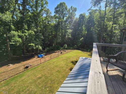 675 Oconee Ln, Commerce, GA 30529-4198