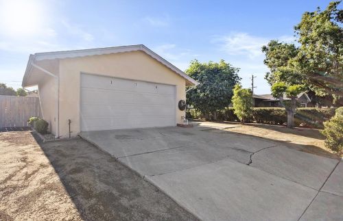 375 Smithwood St, Milpitas, CA 95035-4126
