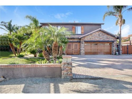 1502 El Paso Dr, Norco, CA 92860-3891