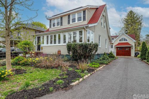 19 Wilmer Pl, Metuchen, NJ 08840-2015