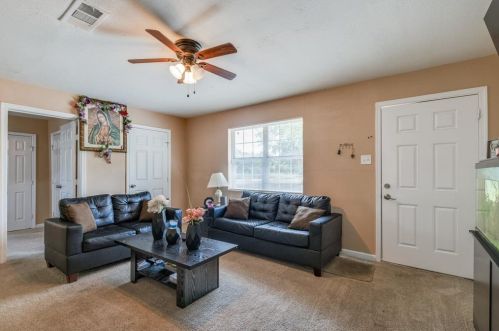 200 1st St, Crandall, TX 75114-2936
