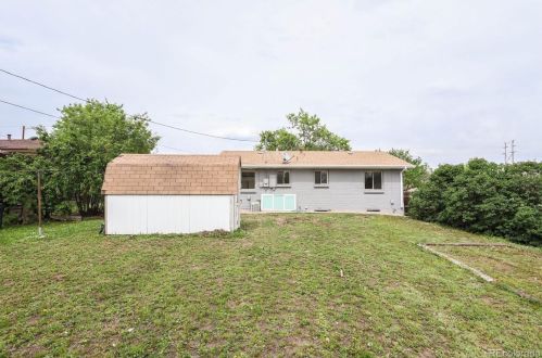 7883 Greenwood Blvd, Denver CO  80221-3770 exterior
