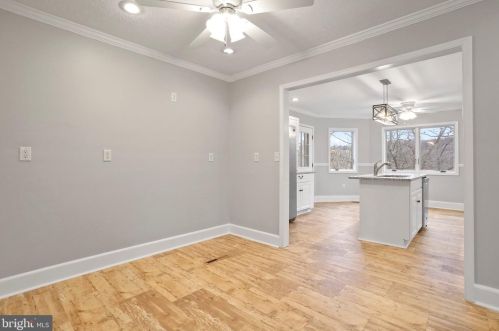 204 Quiet Place Ln, Berkeley Springs WV  25411-6633 exterior