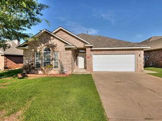 713 Regiment Way, Yukon, OK 73099-6774