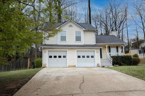 5365 Maltdie Ct, Buford, GA 30518-5968