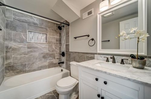 2574 Lancaster Dr, Atlanta GA  30344-2329 exterior