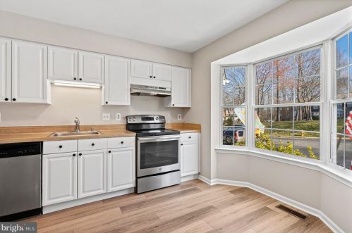 3467 Aviary Way, Woodbridge VA  22192-1067 exterior