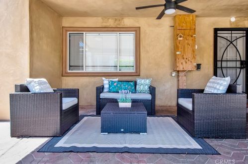 1755 Glenwood Rd, Glendale CA  91201-1543 exterior