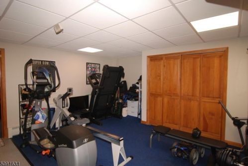 4 Everest Dr, Hackettstown NJ  07840-2844 exterior