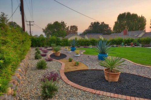 1622 Virginia Ave, Glendale CA  91202-1246 exterior