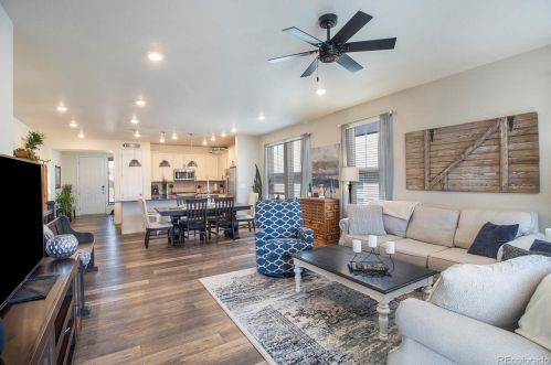 8164 Ider Ct, Denver CO  80016 exterior