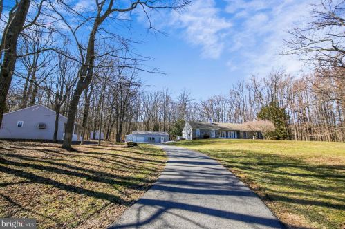 6512 Putman Rd, Graceham MD 21788-2726 exterior