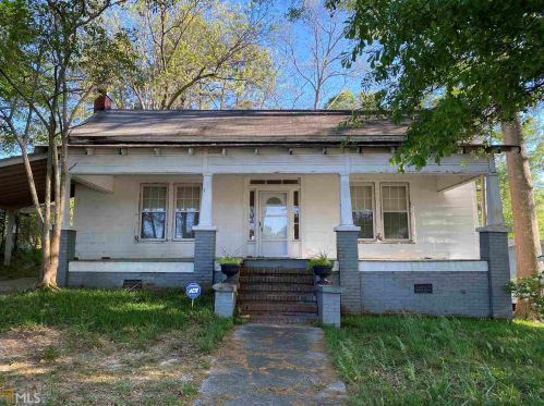 65 Franklin St, Toccoa, GA 30577-3534