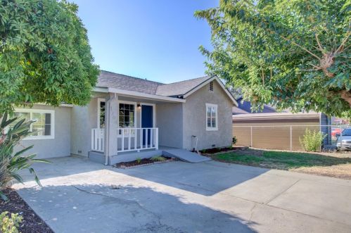 1700 Atlantic Dr, Modesto, CA 95358-5823