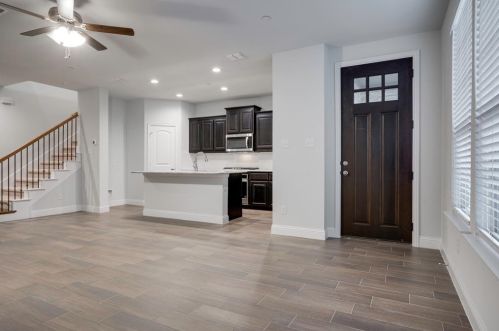 5548 Crawford St, Fort Worth TX  76180-7642 exterior