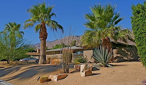 1465 Rodeo Rd, Palm Springs, CA 92262-4733