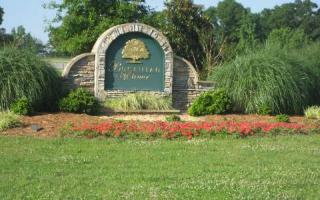 1330 Westminster Way, Madison GA  30650-4299 exterior