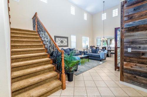 16352 Sierra Heights Dr, Riverside CA  92503-8457 exterior