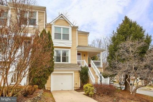 1428 Newport Spring Ct, Herndon, VA 20194-1179