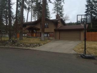 1128 Pine Tree Dr, Spokane, WA 99208-9549