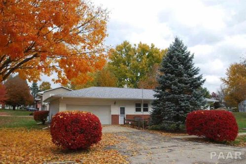 309 Ash St, Rosefield, IL 61529-9583