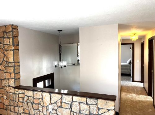 10 Wentworth Ln, Derry, NH 03038-3726