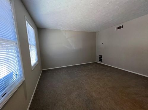 8835 Long Beach Cir, Atlanta GA  30350-2208 exterior