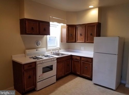 6819 Jackson St, Philadelphia PA  19135-2211 exterior