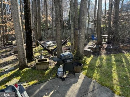 3909 Leaf Lawn Ln, Woodbridge VA  22192-4901 exterior
