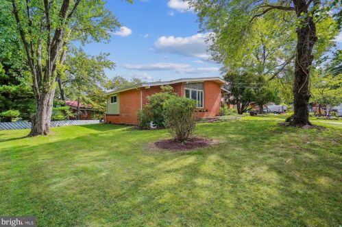 412 Sisson Ct, Silver Spring MD 20902-3151 exterior