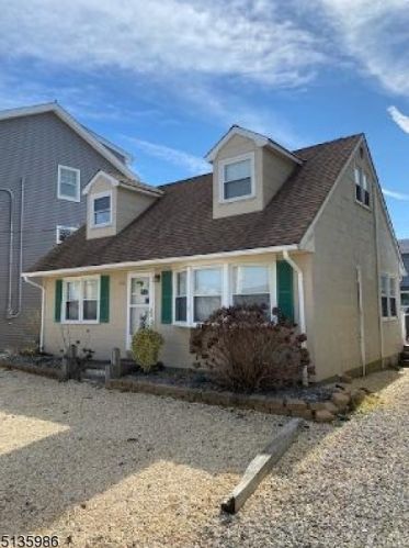 209 Johnson Rd, Lavallette, NJ 08735-2930