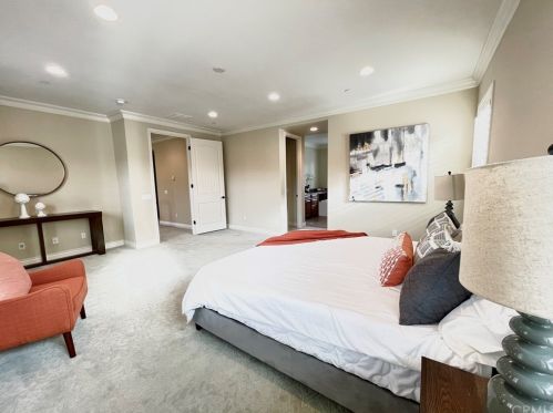 173 Desert Bloom, Irvine CA  92618-8871 exterior