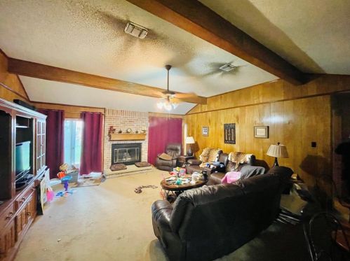 605 Noreda St, Angleton TX  77515-3315 exterior