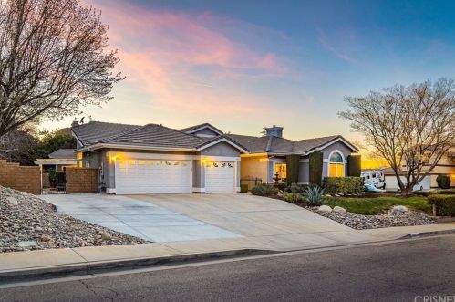42121 Capistrano Pl, Lancaster, CA 93536-7316