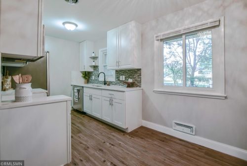 11316 Heights Dr, Minneapolis MN  55433-3528 exterior