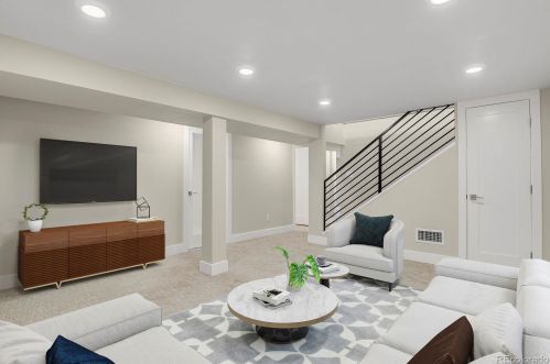 1884 Elm St, Denver CO  80222-4440 exterior