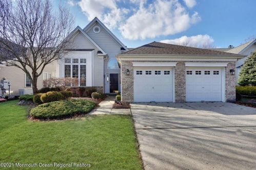 60 Oakmont Ln, Jackson Twp, NJ 08527-4019