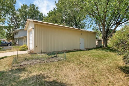 1025 21st Ave, Saint Cloud, MN 56303-2630