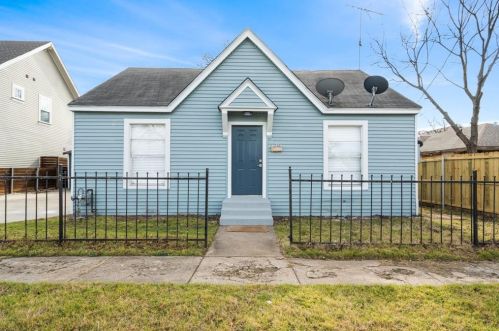 612 5th St, Dallas TX  75203-1727 exterior