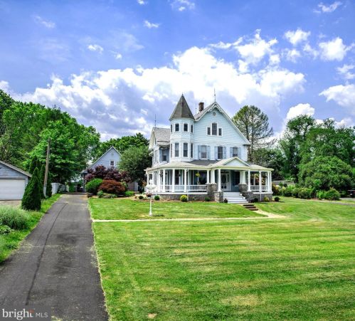 2422 Rocks Rd, Forest Hill, MD 21050-1626