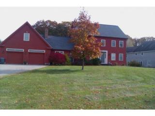 53 Winnicutt Rd, Stratham, NH 03885-2426